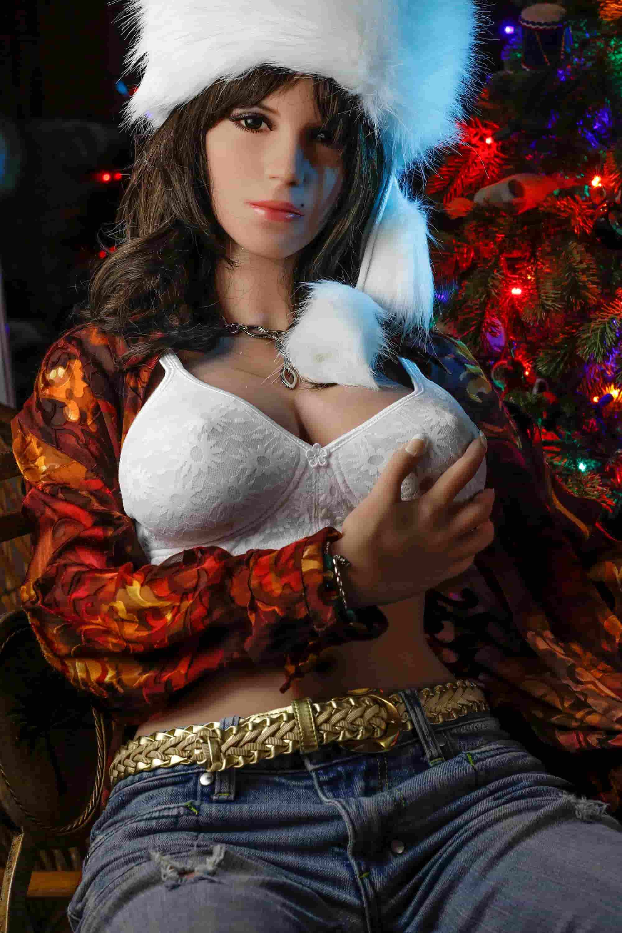 YLDoll Leslie 148cm D-Cup: A Comprehensive Review of the Realistic TPE Sex Doll